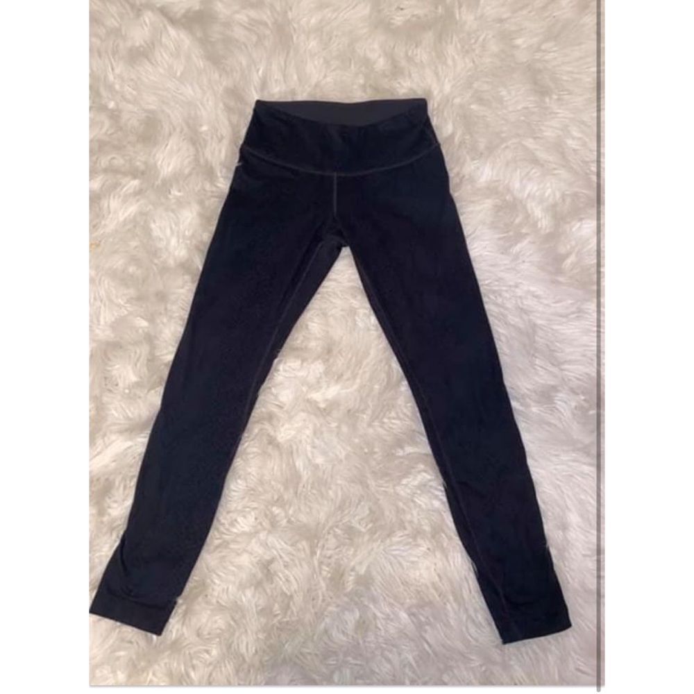 Lululemon snakeskin wunder under